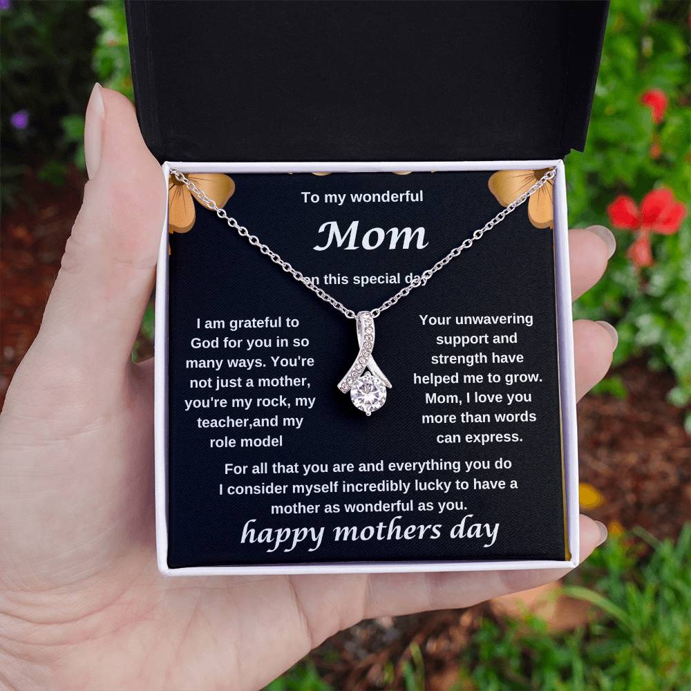 TO MY WONDERFUL MOM NECKLACE