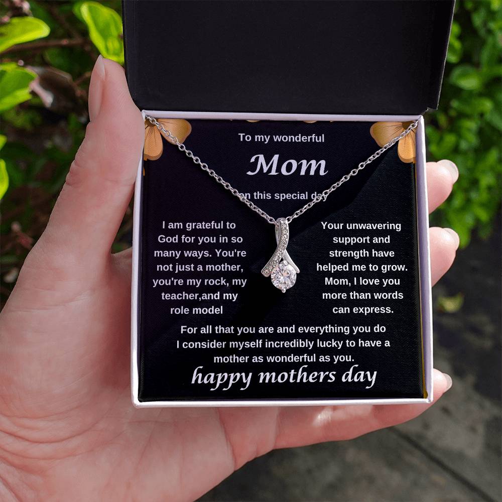 TO MY WONDERFUL MOM NECKLACE