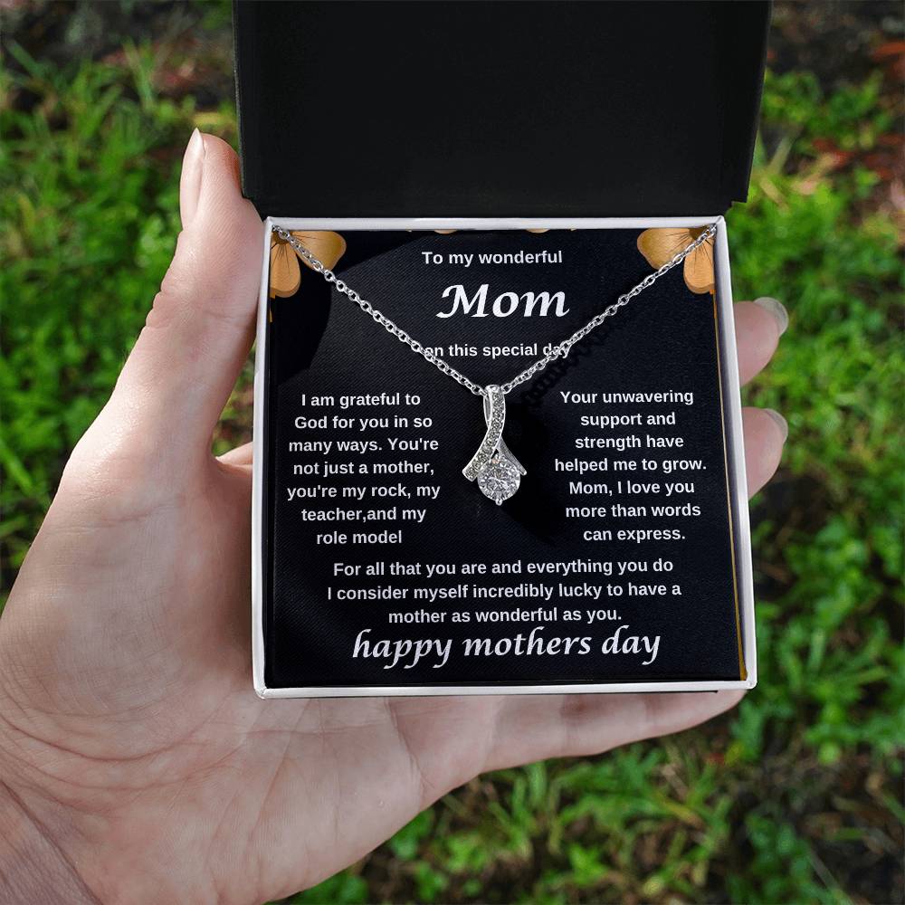 TO MY WONDERFUL MOM NECKLACE