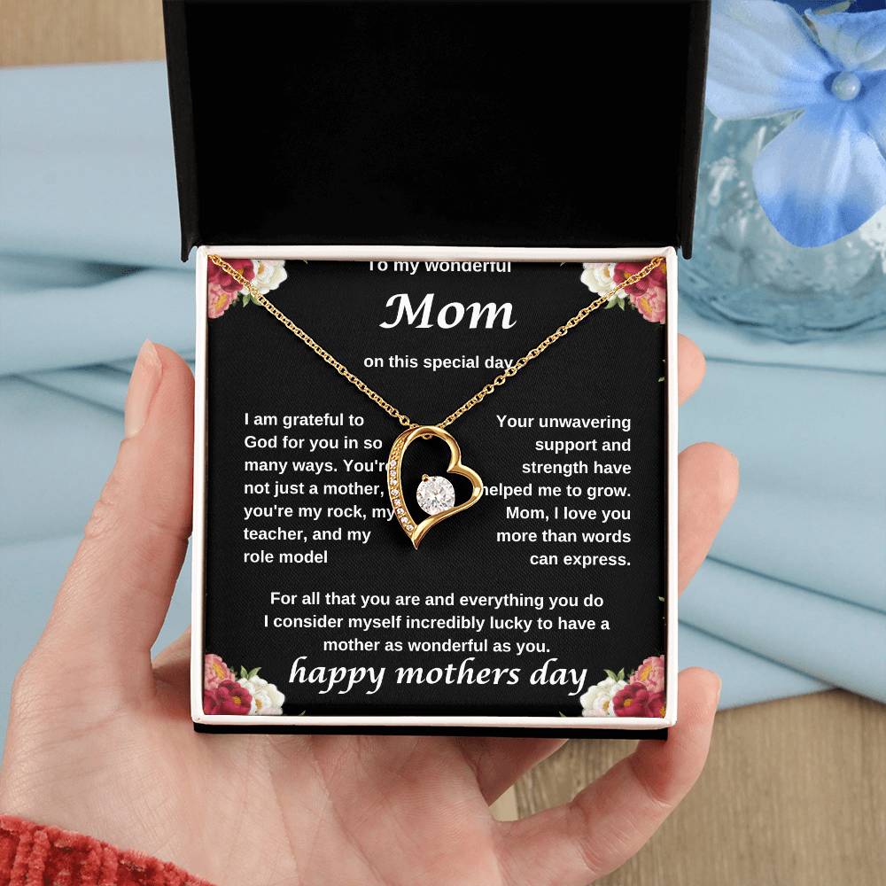 TO MY WONDERFUL MOM NECKLACE